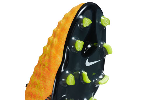 Review Nike Magista Obra OIS Group